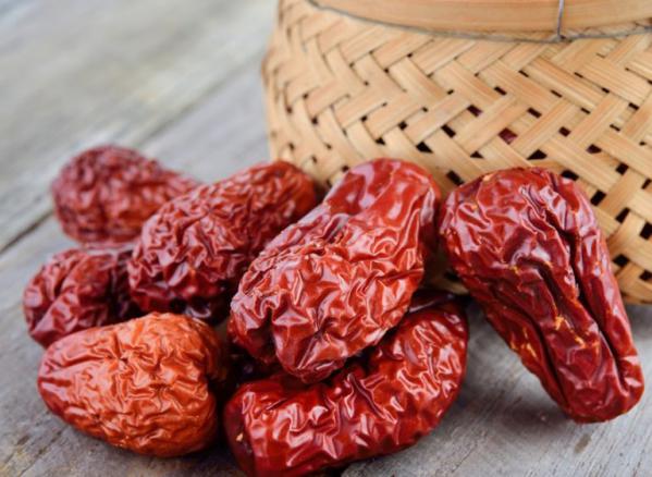 خواص دارویی عناب خشک