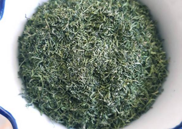 سبزی خشک شوید چه مشخصاتی دارد؟