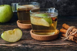 دمنوش میوه ای سیب دارچین